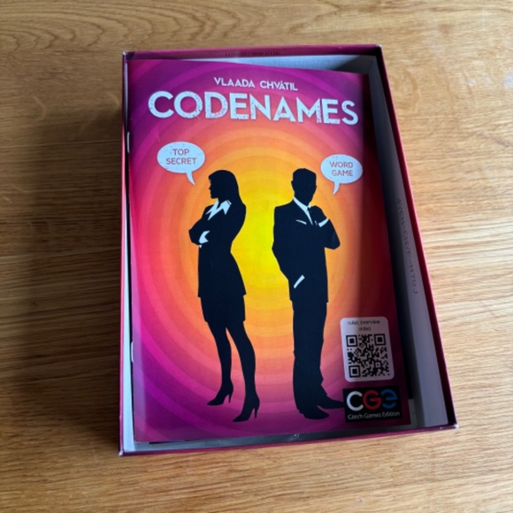 NEW, Czech Games Edition, CODENAMES, (English Edition) - Picture 4 of 11